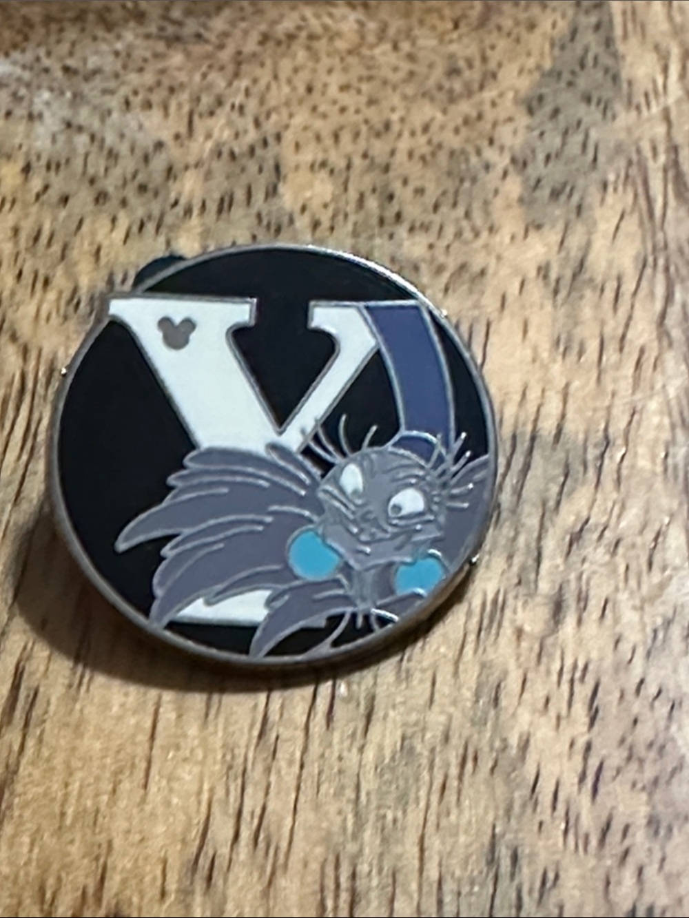 2009 Disney Alphabet Collection Emporer’s New Groove Yzma “Y” Enamel Pin